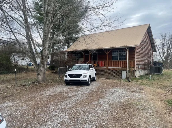 531 1st Ave N, Baxter, TN 38544