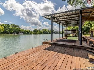 919 Reiley Rd, Seguin, TX 78155