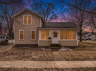 202 E Plainwell St, Plainwell, MI 49080