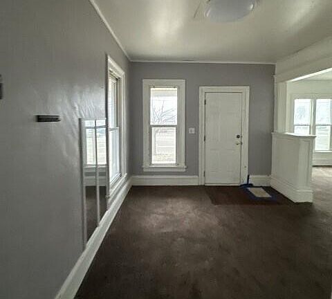 2nd image of 1235 N Grand River Ave