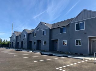 1062 N Davis St, Cornelius, OR 97113