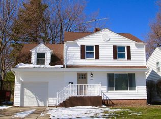 1304 Brainard Rd, Lyndhurst, OH 44124