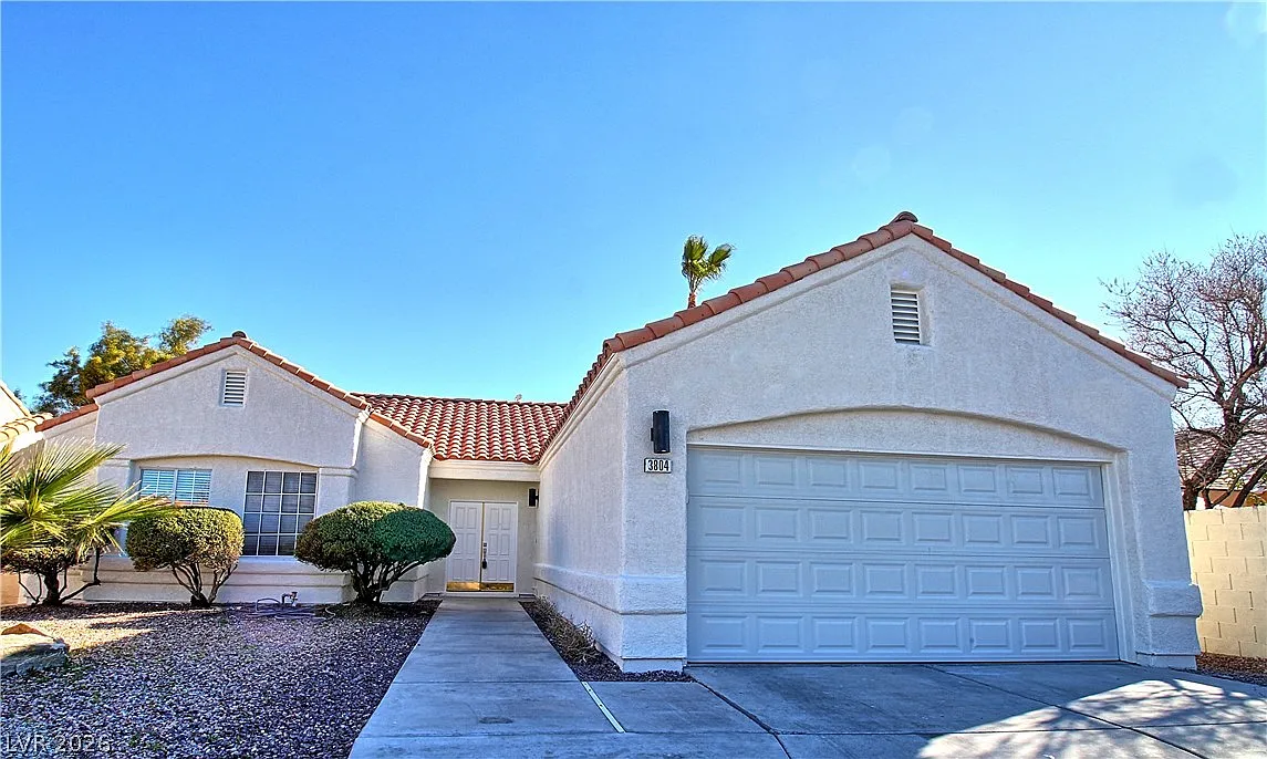 3 bed, 2.0 bath, 1347 sqft, $1,895 — Photo 1