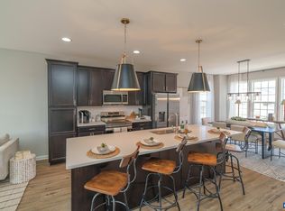 108 Oakshire Ct, Waynesboro, VA 22980