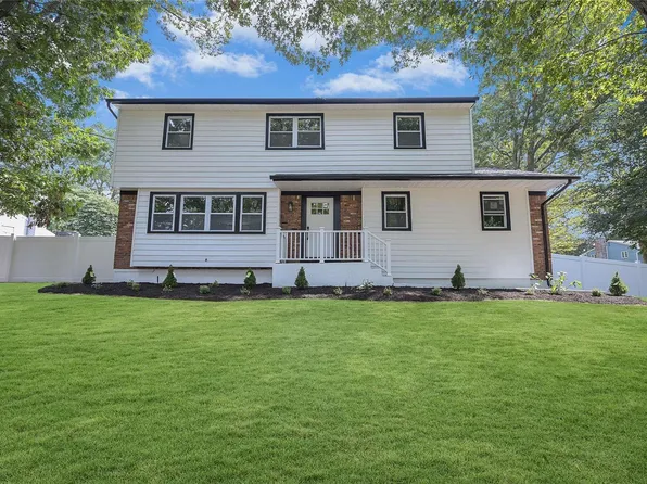 19 King Avenue, Melville, NY 11747