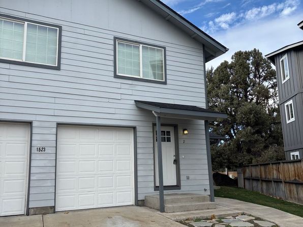 1523 NE Frank McClean Ct UNIT 1