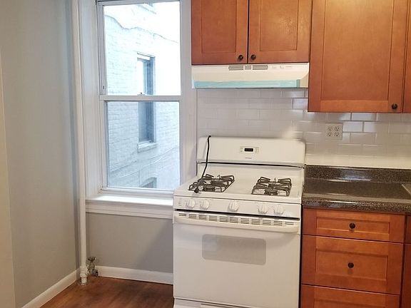 4th image of 30-26 49th St #1LEFT