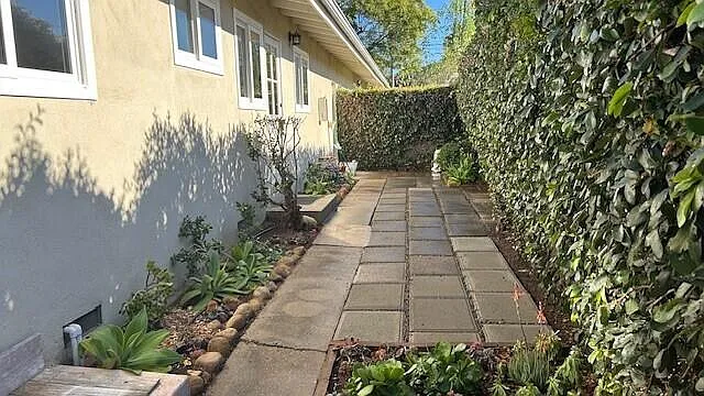 4532 Auhay Dr — Photo 16
