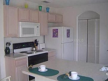 3rd image of 1409 Carey Glen Cir