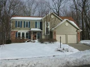 2158 Hillrise Cir, Bellbrook, OH