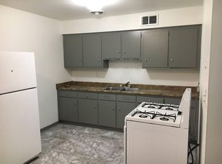 200 Solon Rd, Bedford, OH 44146