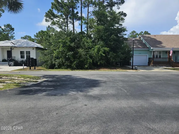 6716 Harbour Blvd, Panama City Beach, FL 32407