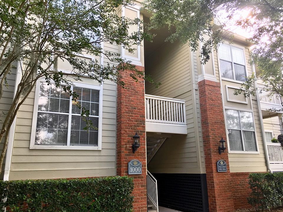 1st image of 1600 Long Grove Dr Unit 1021