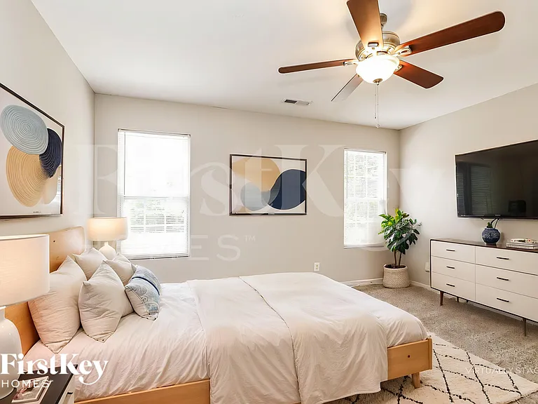 136 Rockbridge Ct — Photo 13