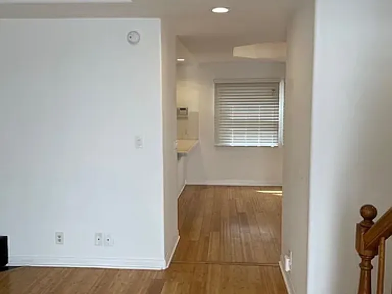 2436 Penmar Ave #B — Photo 5