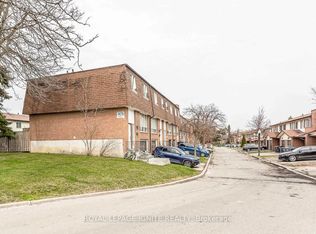 7475 Goreway Dr N #52, Mississauga, ON L4T 3T3