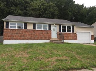 17 Ridge Dr, New Castle, DE 19720