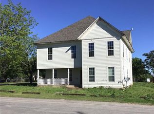 112 W Avenue I, Jarrell, TX 76537
