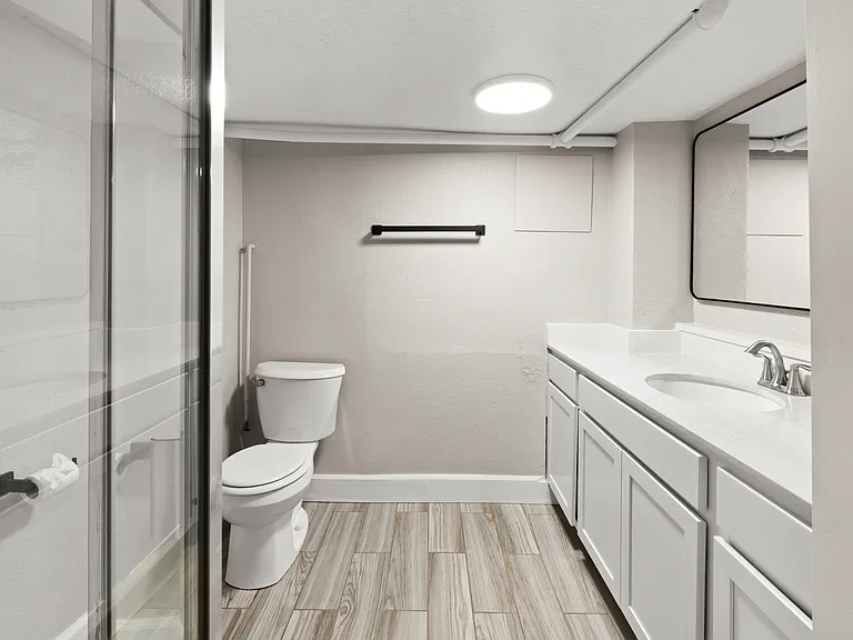 202 N Hooker St — Photo 19