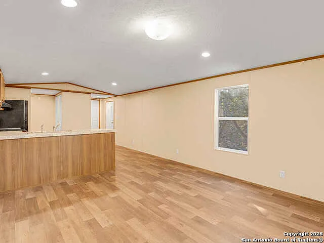 1230 Greenbriar — Photo 12