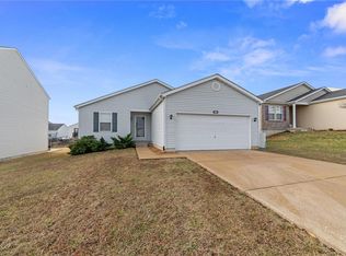 626 Hunt Run Dr, O'Fallon, MO 63366