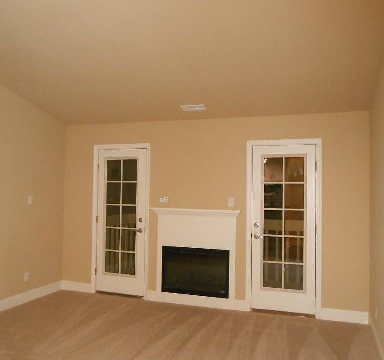 1st image of 3224 St Martins Trl APT 1214