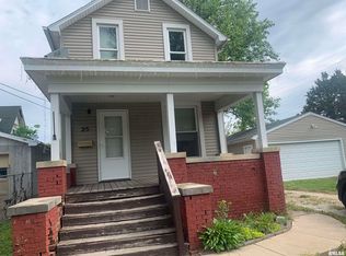 25 E Oak St, Canton, IL 61520