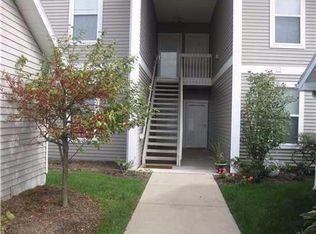 1358 Fox Pointe Cir, Ann Arbor, MI 48108