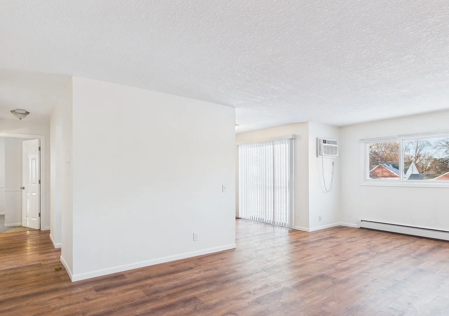 34 Grand Apartments — Photo 2