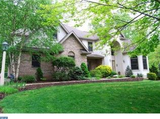 12 Ridge Dr, Fleetwood, PA 19522