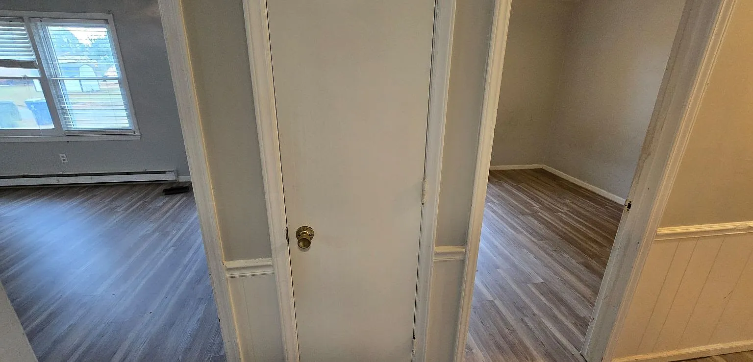 4 bed, 3.5 bath, 2367 sqft, $1,940 — Photo 4
