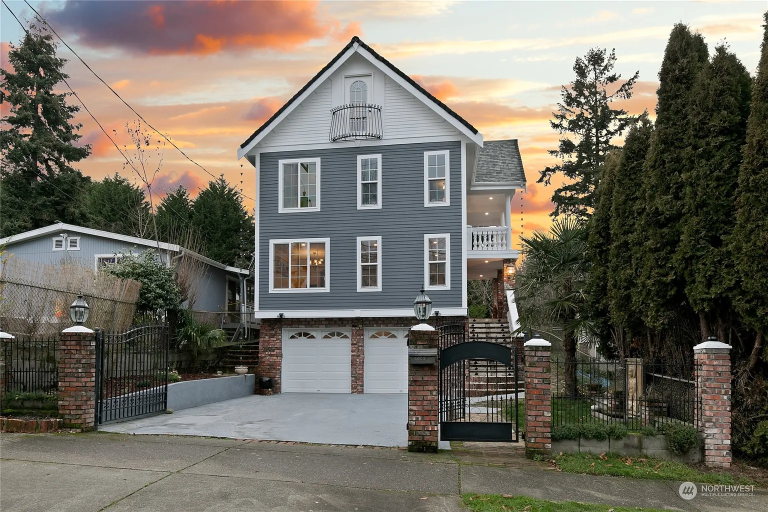 5005 26th Avenue SW photo 1