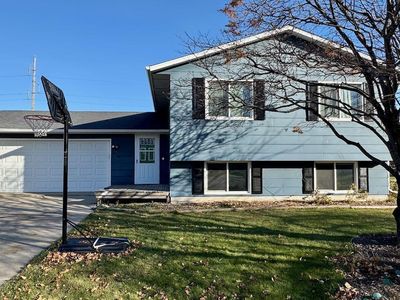 918 Rensvold Blvd, Moorhead, MN, 56560