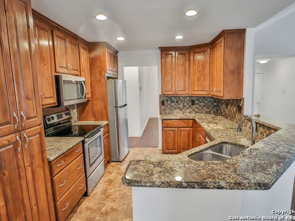 16714 Summer Creek Dr