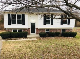 7816 Watering Pl, Louisville, KY 40291