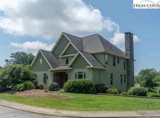 143 Coras Path, Blowing Rock, NC 28605