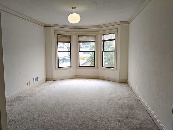 2nd image of 1770 Lombard St APT 301