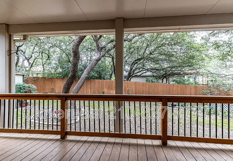 22714 Sabine Smt — Photo 34
