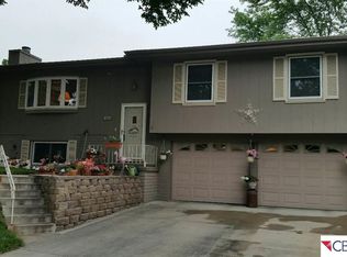 5615 S 110th Cir, Omaha, NE 68137