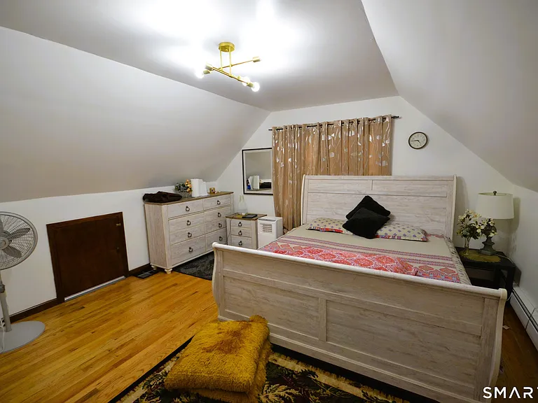 430 Berkeley Rd — Photo 15