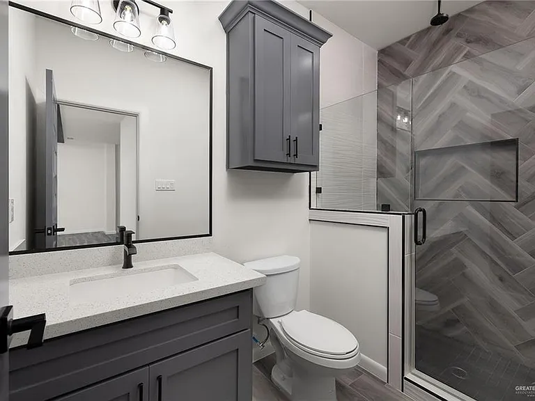 2020 Cedar Ave #A — Photo 10