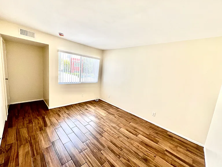 2916 E South St #2 — Photo 15
