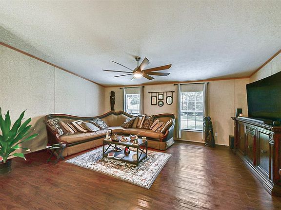 3rd image of 24529 Country Oaks Boulevard