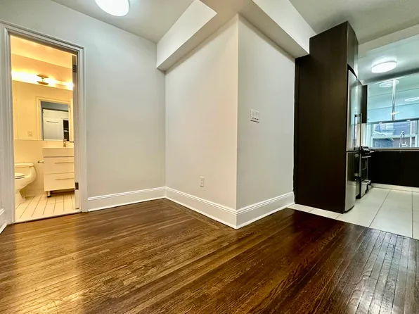 1080 Amsterdam Avenue image 12 of 29