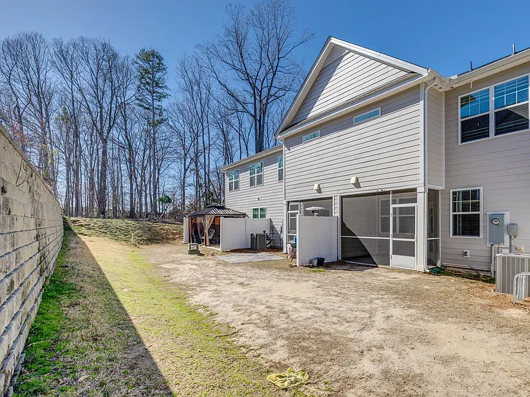 807 Gable Oak Ln — Photo 32