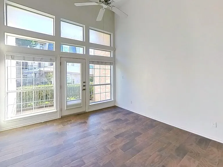 2918 Ranch Road 620 N #204 — Photo 8