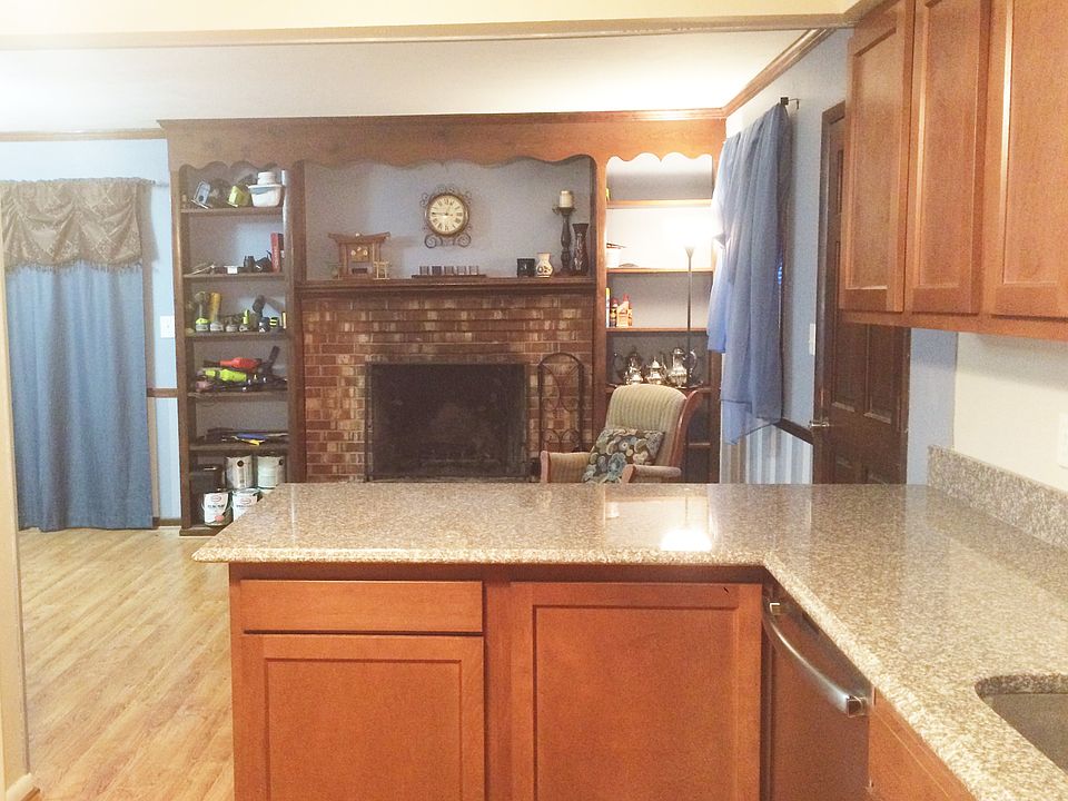 1st image of 1518 Wood Ave