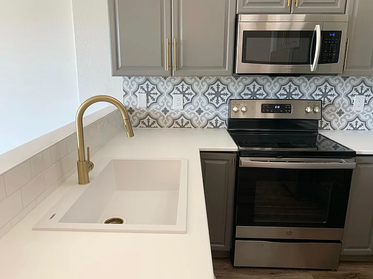 104 N 27th St — Photo 12