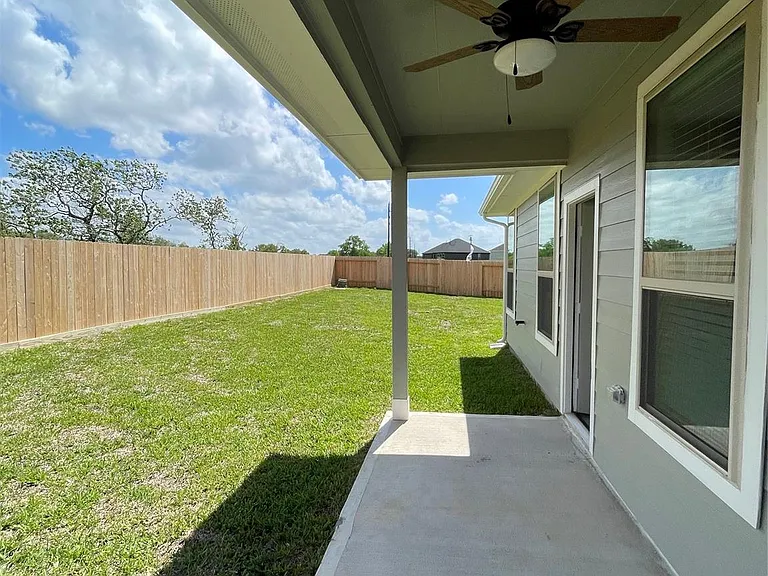 8111 Royal Palm Ct — Photo 45