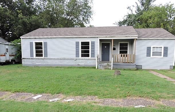 1st image of 306 W 12th St